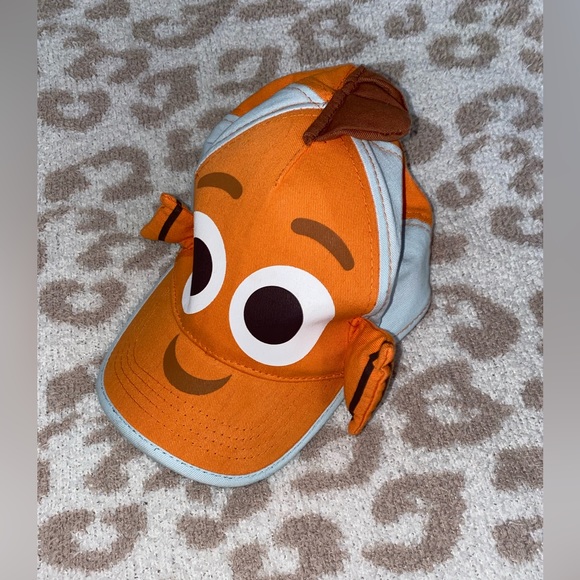 Disney Nemo Hat - Picture 1 of 3